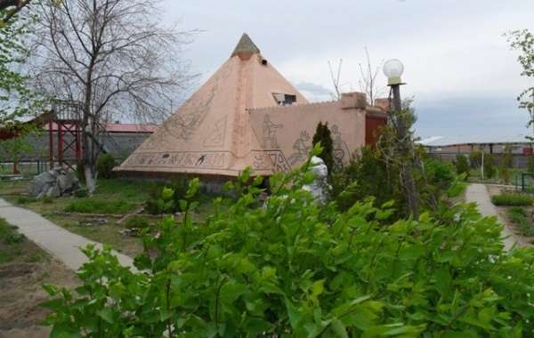 Зона отдыха Дархан Тропик