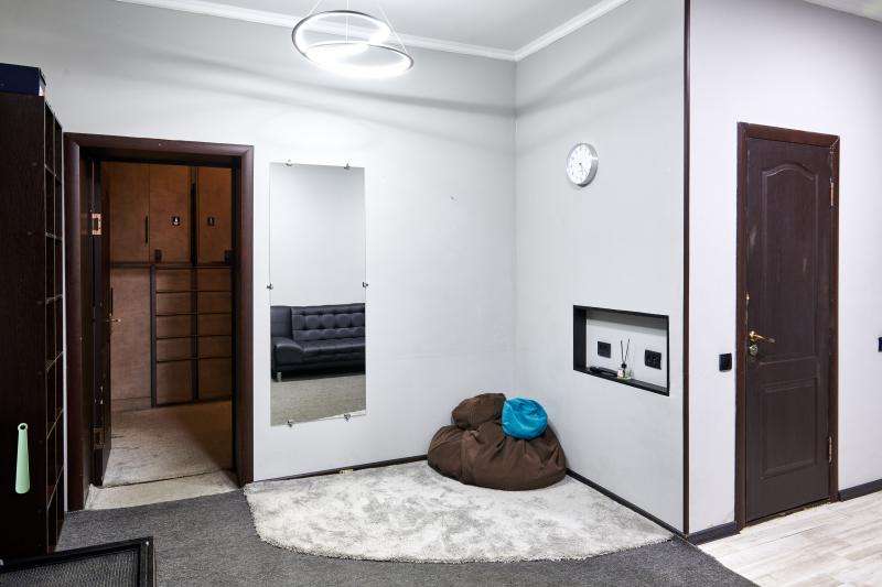 Central Hostel - Посольство России и Центральная больница