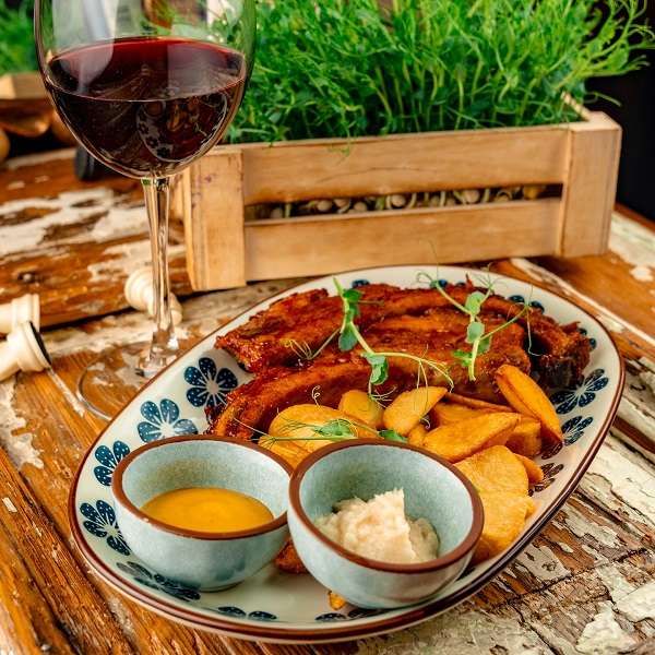 Грузинский современный ресторан EZO