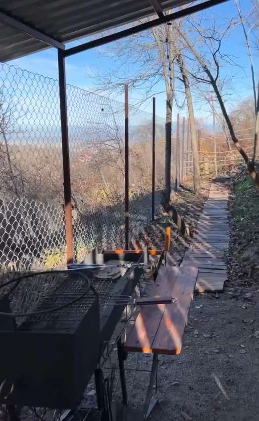 Волшебное Шале (домик на горе)