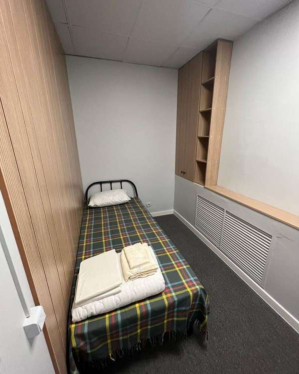 Hotel Hostel House на левом берегу