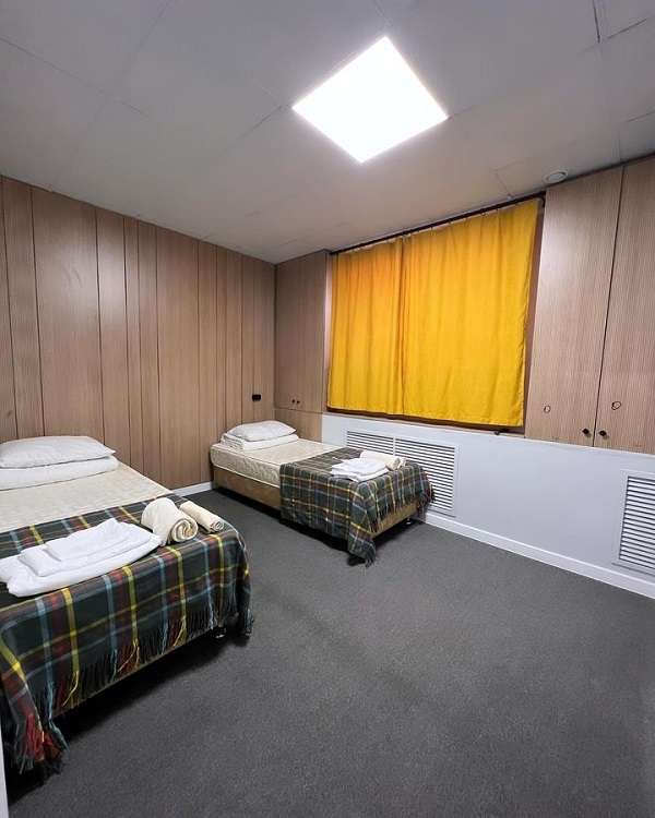 Hotel Hostel House на левом берегу