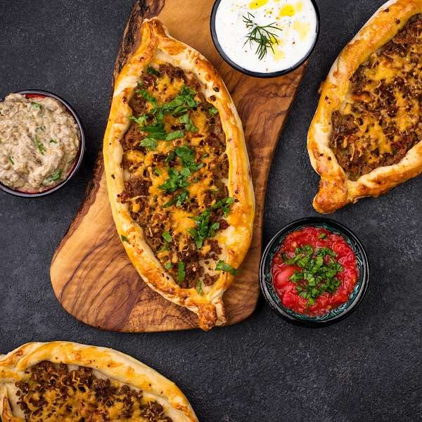 Кафе Стекло рядом Тойота и Субару центры