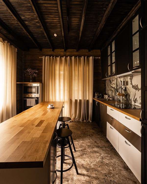 Шикарный дом Nero Bianca Chalet с бассейном
