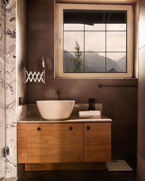 Шикарный дом Nero Bianca Chalet с бассейном