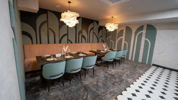 Кабинка Versailles - Вместимость до 20 персон