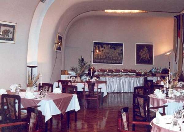 Ресторан Отрар