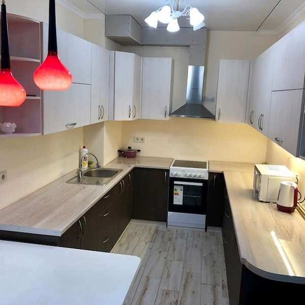 Аренда дома с бассейном Di house