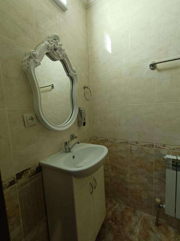 Отель Ровный рядом с Больницей