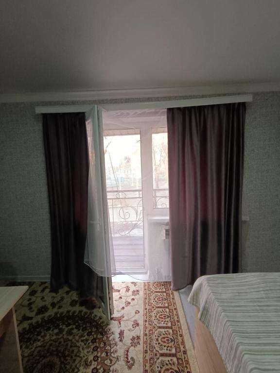 Отель Ровный рядом с Больницей