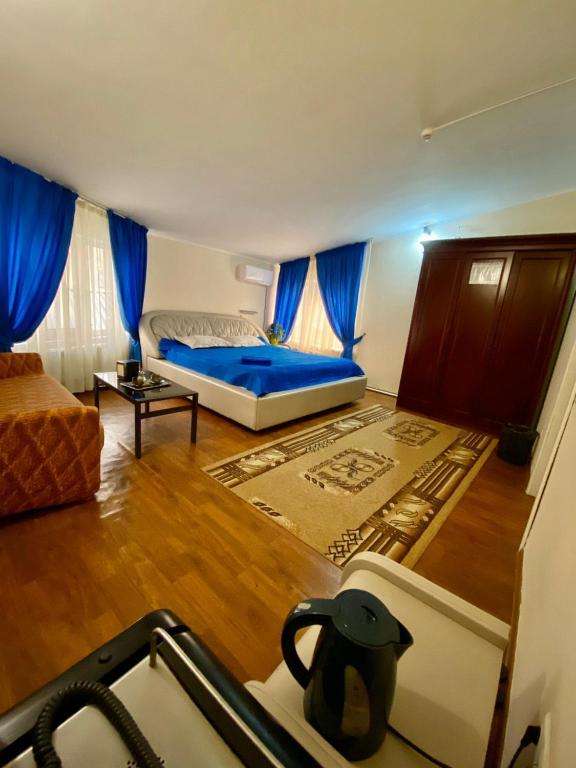 Хостел Esentai Hostel в центре