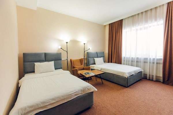 Отель Керемет для двоих или для одного