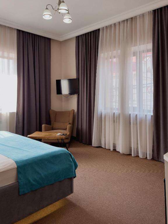 Отель Керемет для двоих или для одного