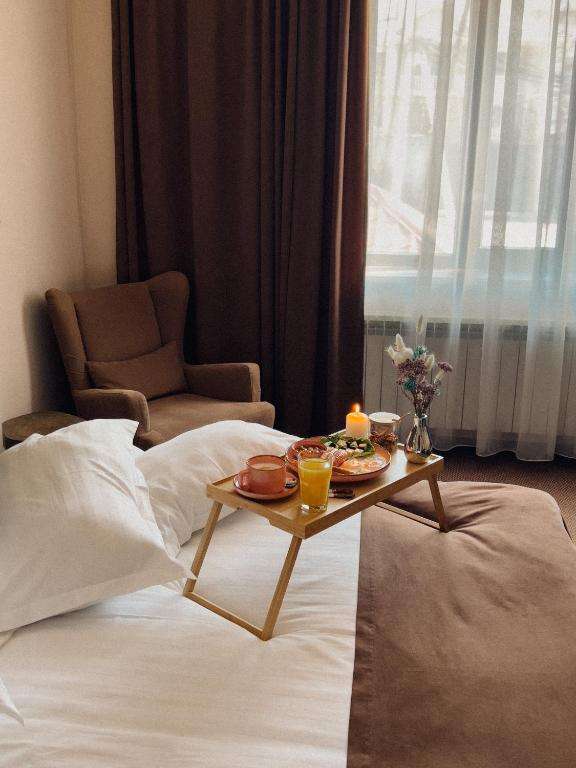 Отель Керемет для двоих или для одного