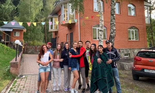 Гостиный дом Горная сказка п. Бескайнар, турбаза Алматау