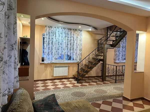 Гостиный дом Горная сказка п. Бескайнар, турбаза Алматау