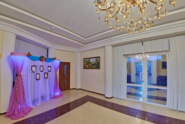 Ресторан Esmeralda