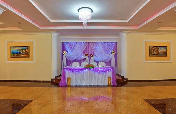 Ресторан Esmeralda