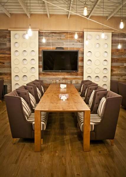 Ресторан Hungry Rabbit 