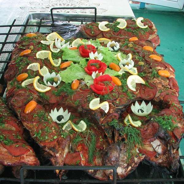 Пляж Айна Су (бывшая Ак Отау) аренда теплохода