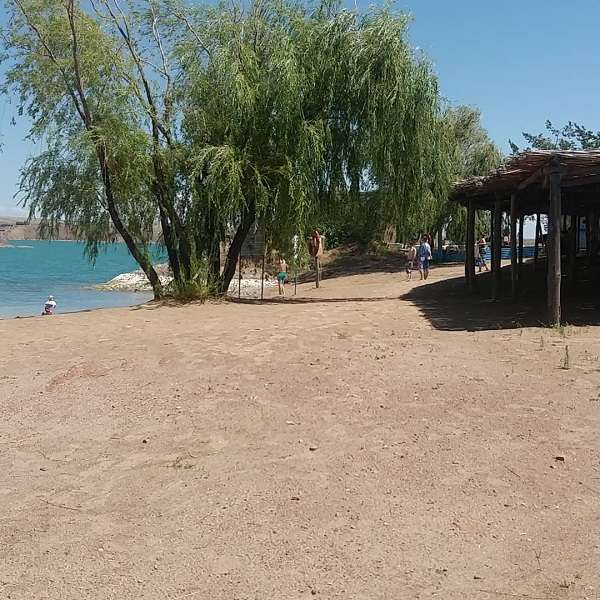 Пляж Айна Су (бывшая Ак Отау) аренда теплохода