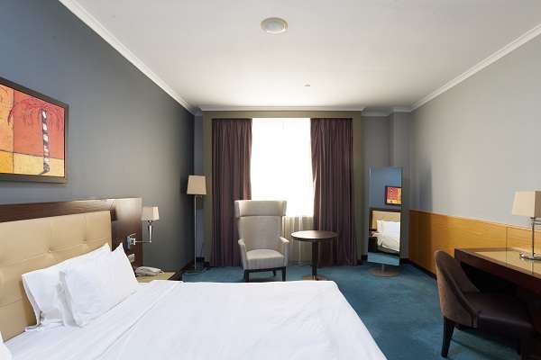 Элитный Radisson Hotel Astana в центре