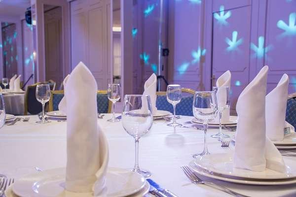 Элитный Radisson Hotel Astana в центре