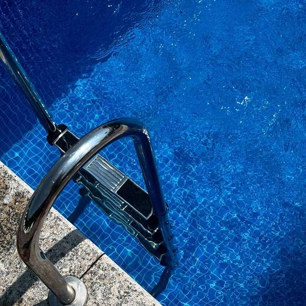 Бассейны Aquamarine, Тапчаны, Мини-отель