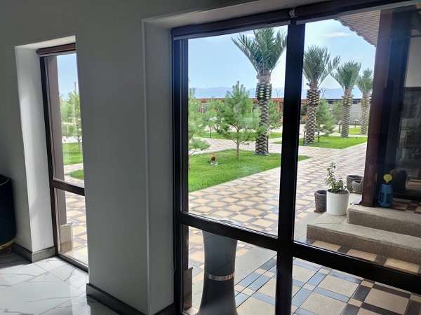 Отель Four Seasons (4 сезона)