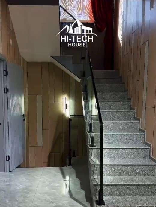 HI TECH HOUSE с бассейном