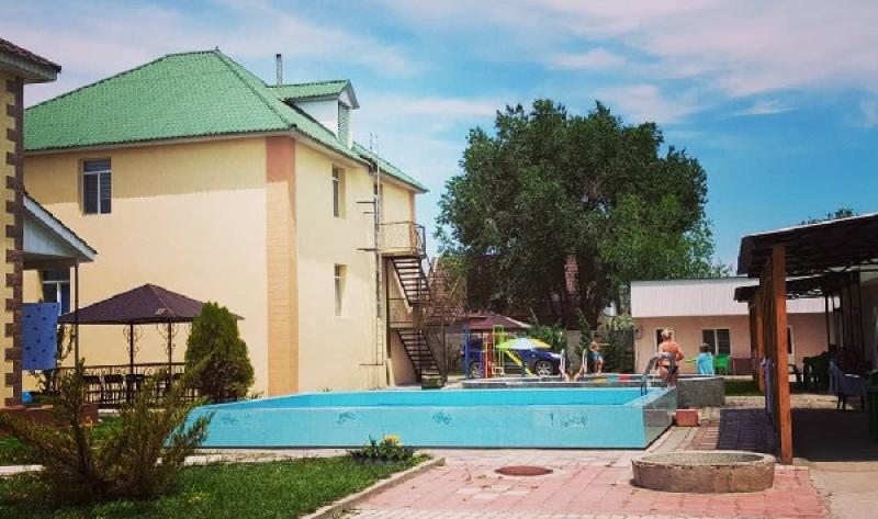 Мини-зона отдыха МАЛИБУ (гостиный двор)