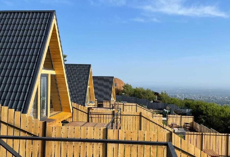 Домики в горах Звездное плато