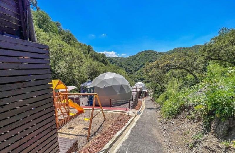 Глэмпинг Feel The Sky закрыто